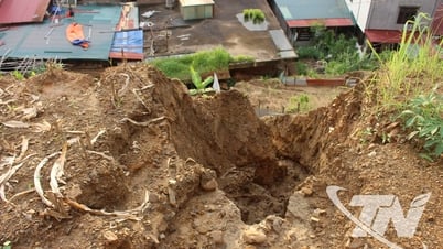 Duc Xuan ward residents are worried about the risk of landslides.