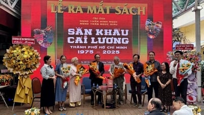 Buchvorstellung über 50 Jahre reformiertes Theater in Ho-Chi-Minh-Stadt