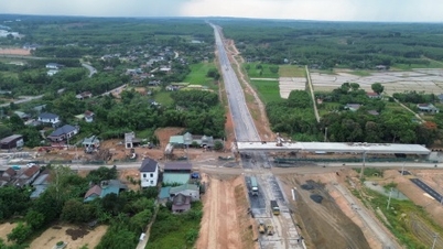 Todavía hay problemas en la limpieza del sitio para el proyecto de la autopista a través de Quang Tri.
