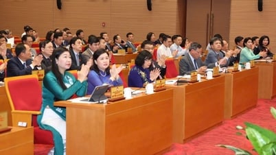 Bí thư Thành ủy Hà Nội: HĐND TP xem xét các nghị quyết với tầm nhìn dài hạn, tư duy dám nghĩ, dám làm, dám chịu trách nhiệm