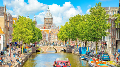 Top 3 summer travel experiences in Amsterdam: Poetic beauty in the heart of ancient canals