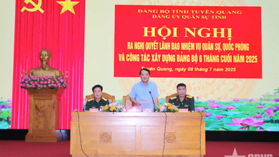 Das Militärparteikomitee der Provinz Tuyen Quang baut eine starke Landesverteidigung und Grenzverteidigung auf