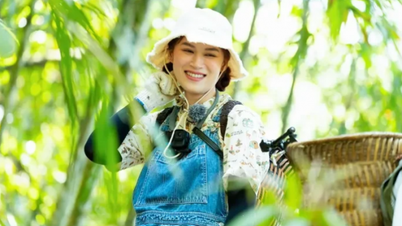 Ngọc Thanh Tâm và những ngày trời bao la cùng "Gia đình haha"