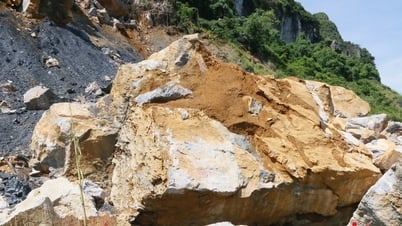 Horrifying scene in Ninh Binh, thousands of rocks collapsed after a bomb-like explosion