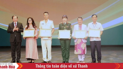 “Sấm dậy cửa Lạch Hới” thắng lớn tại Liên hoan Nghệ thuật sân khấu chuyên nghiệp toàn quốc