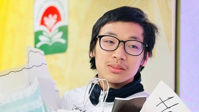 Nam sinh đưa em đến điểm thi nhờ người trông hộ đã trúng tuyển lớp 10 trường top