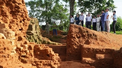 Sớm có giải pháp bảo tồn di tích tháp đôi Liễu Cốc