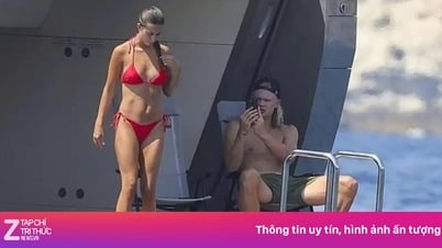 Vóc dáng sau sinh gây sốt của bạn gái Haaland
