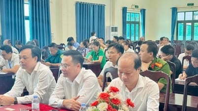 Xã Tam Hưng thăm gia đình chính sách tiêu biểu và gia đình khó khăn