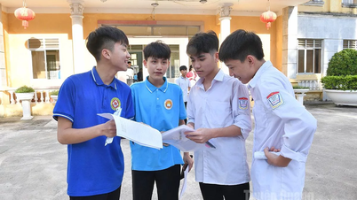 Công bố điểm chuẩn vào lớp 10 các trường THPT năm học 2025-2026