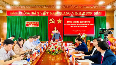 Bí thư Tỉnh ủy Gia Lai Hồ Quốc Dũng thăm, kiểm tra hoạt động tại xã Ia Grai