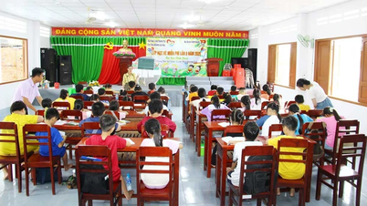 Lớp học đầy yêu thương, không học phí