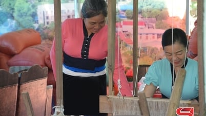 Gìn giữ văn hóa truyền thống giữa nhịp sống hiện đại