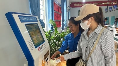 Để hành chính công trực tuyến đến với người dân vùng xa