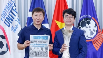 HLV Kim Sang-sik đã ‘thấy’ được bàn thắng của U.23 Việt Nam trước khi Công Phương ghi bàn