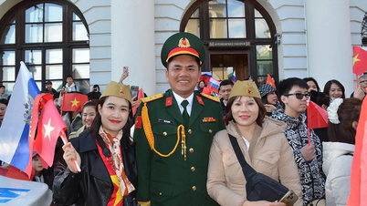 Nâng bước quân hành
