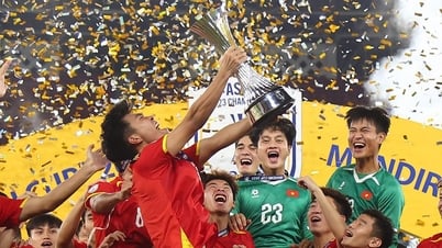 'U23 Indonesia đơn điệu, cần phải học U23 Việt Nam'