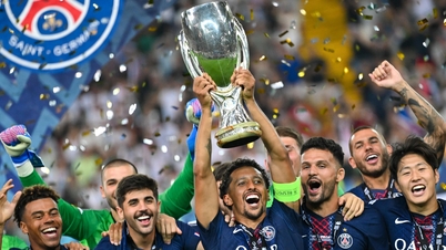 Le PSG remporte la Supercoupe d'Europe : Luis Enrique et un cadeau de Tottenham.