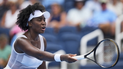 Venus Williams làm điều không tưởng ở tuổi 45