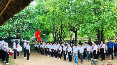 «ប្រទេសវៀតណាមរបស់យើងបានកើតនៅកន្លែងនេះឯង»។