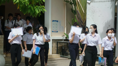 Chưa bắt buộc học sinh Khánh Hòa phải mặc chung đồng phục