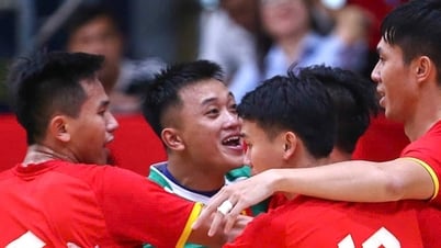 Futsal Việt Nam hội quân, thủ thành Hồ Văn Ý vắng mặt