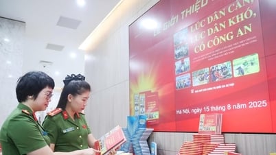 Cuốn sách “Lúc dân cần, lúc dân khó, có Công an”: