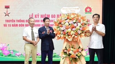 Đội Thanh niên xung phong K53 gặp mặt nhân Ngày truyền thống