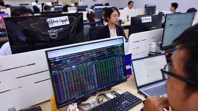 Chứng khoán đảo chiều, hơn 600 cổ phiếu giảm giá sau đợt tăng 'nóng'