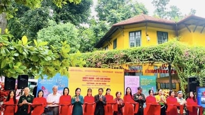 Khai mạc triển lãm ảnh “Việt Nam - Hồ Chí Minh - Những mốc son lịch sử dân tộc” tại Khu di tích Chủ tịch Hồ Chí Minh