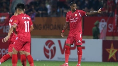 Công An Hà Nội đấu Thể Công - Viettel (hết hiệp 1) 1-1: Alan cân bằng tỉ số