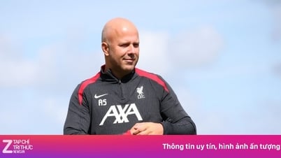 Slot bất ngờ chỉ ra đối thủ lớn nhất của Liverpool