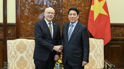 [Photo] President Luong Cuong receives Finnish Ambassador to Vietnam Keijo Norvanto