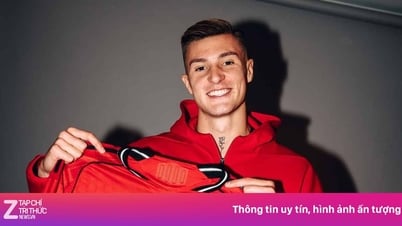 Crouch khen nức nở Sesko và hàng công MU trước mùa giải