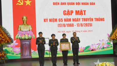 Thượng tướng Lê Quang Minh dự kỷ niệm 65 năm Ngày truyền thống Điện ảnh Quân đội nhân dân