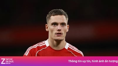Premier League mua sắm vượt mốc 2 tỷ bảng