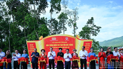 [Ảnh] Chủ tịch Quốc hội Trần Thanh Mẫn dự Lễ khánh thành Nhà tưởng niệm Chủ tịch Tôn Đức Thắng