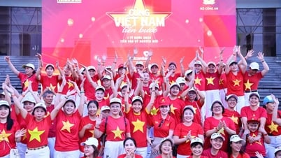 Gần 55 ngàn người dân Đồng Nai tham gia hoạt động đi bộ ‘Cùng Việt Nam tiến bước’