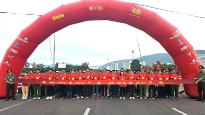 Hơn 45.000 người đi bộ hưởng ứng thông điệp “Một tỷ bước chân tiến vào kỷ nguyên mới”