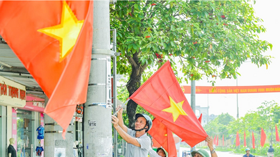 Hà Nội treo cờ Tổ quốc nhân dịp kỷ niệm 80 năm Cách mạng Tháng Tám và Quốc khánh 2-9