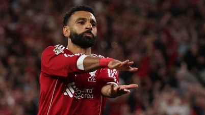 Top 10 ghi bàn Ngoại hạng Anh: Kỷ lục gia Salah thách thức Rooney