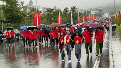 Hơn 10.000 người dân Lai Châu tham gia sự kiện cùng Việt Nam tiến bước