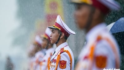 16.000 cán bộ, chiến sĩ đội mưa trong buổi tổng hợp luyện diễu binh