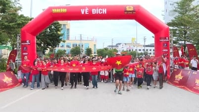 Điện Biên: 20.000 người hưởng ứng đi bộ “Cùng Việt Nam tiến bước”