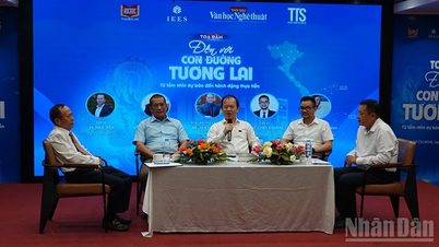 Tọa đàm Đến với “Con đường tương lai"- Từ tầm nhìn dự báo đến hành động thực tiễn