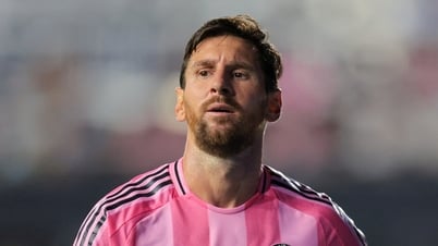 Messi lập tức trở lại trước sức nóng từ Son Heung-min, rất căng cuộc đua thương hiệu