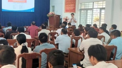 Tập huấn kỹ năng số cho các tổ công nghệ số cộng đồng xã Ea Knốp