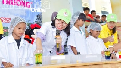 Hơn 100 học sinh tham gia chương trình “Cùng em vui bước đến trường”