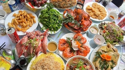 クアンニン省の「百万景」結婚披露宴は魅力的だが、「最も早く売り切れる」料理で驚きだ