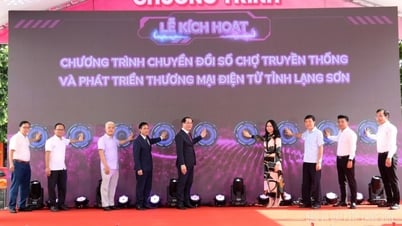 Khai mạc phiên chợ, Chuyển đổi số và thanh toán không tiền mặt kết hợp giới thiệu các giải pháp công nghệ hỗ trợ thương mại điện tử tại Lạng Sơn.
